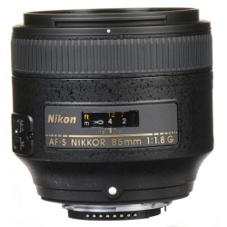 Объектив Nikon AF-S NIKKOR 85mm f/1.8G