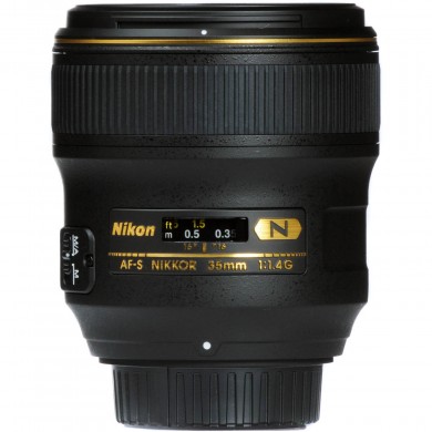 Объектив Nikon AF-S Nikkor 35mm f/1.4G Объектив Nikon AF-S Nikkor 35mm f/1.4G