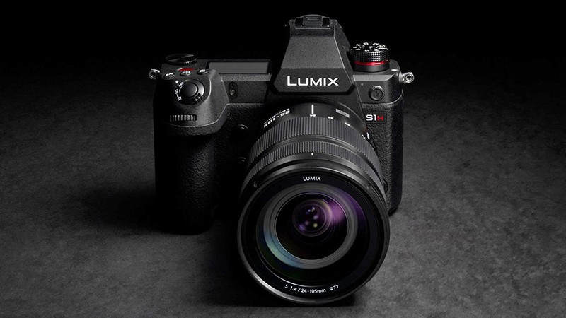 Компанія Panasonic офіційно представила Lumix S1H з можливістю запису 6K і Dual Native ISO