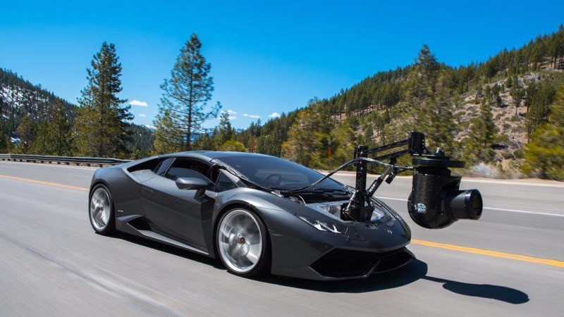 Этот Lamborghini Huracán - самый быстрый в мире автомобиль-операторский кран