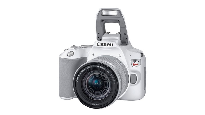 Canon анонсувала EOS 250D, ультра компактну дзеркальну камеру з можливістю запису 4К