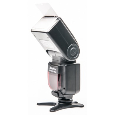 Спалах Meike Canon 950